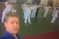 WP_20170227_17_04_46_Pro